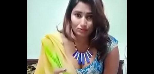  Swathi naidu sexy in saree and showing boobs part-2